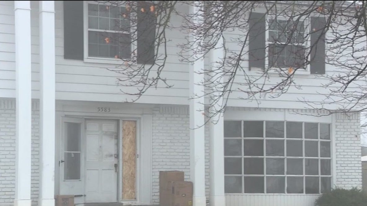 West Bloomfield fire kills 3 children